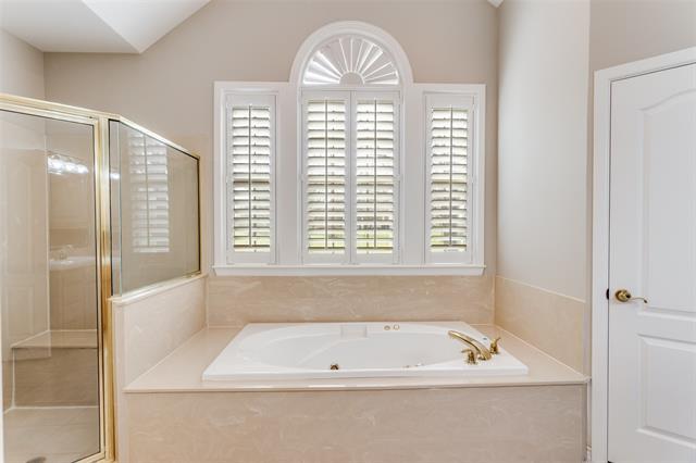 Building Photo - 12449 Oak Grove Rd S