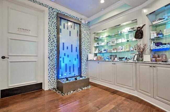 Building Photo - 6012 Yeats Manor Dr