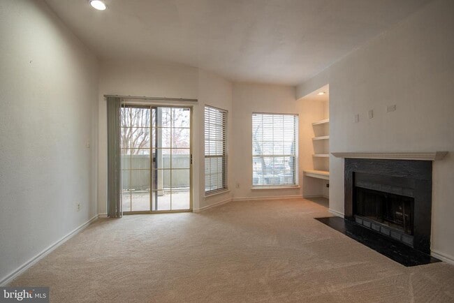 Building Photo - 12162 Penderview Ln