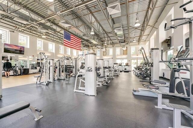 Building Photo - 88 Morgan St