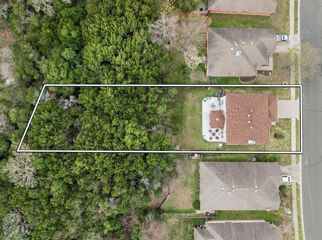 Building Photo - 1403 Melissa Oaks Ln