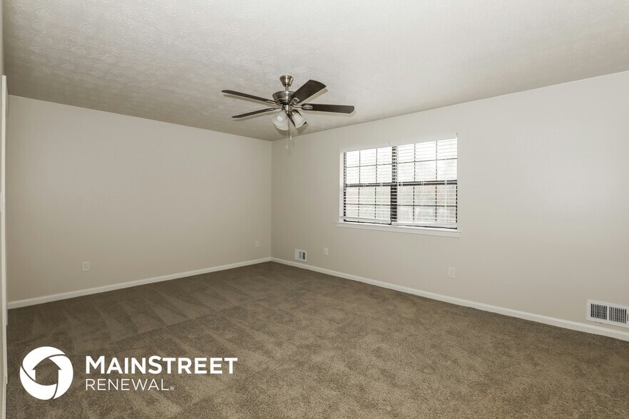 Building Photo - 2845 Woodhollow Ln