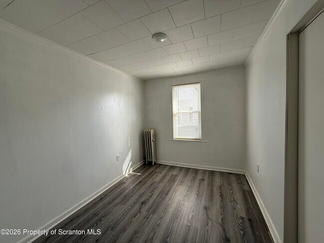 Building Photo - 216-216 14th Ave