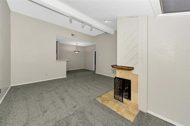 Building Photo - 2101 Count Fleet Dr