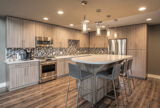 Clubhouse Kitchen - Sonterra Apartments