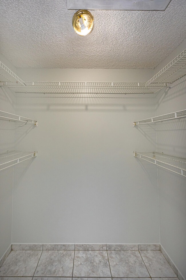 Building Photo - 2734 Ponce De Leon Blvd