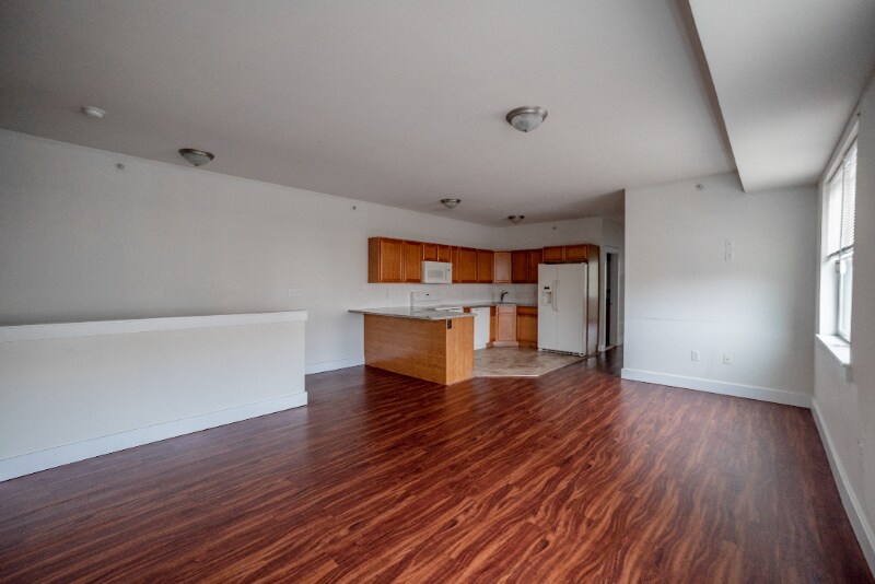 Building Photo - 3518 Spring Garden St