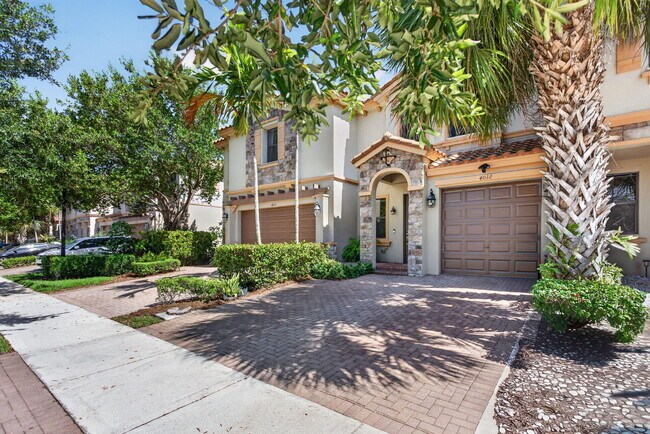Building Photo - 4012 Devenshire Ct