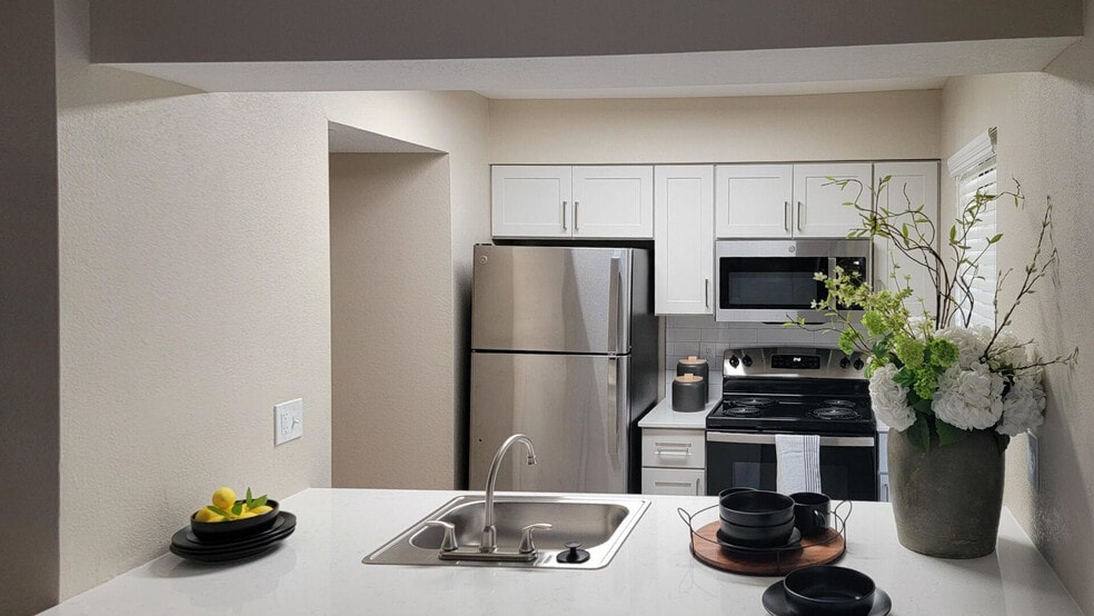 Building Photo - Aspen Lodge