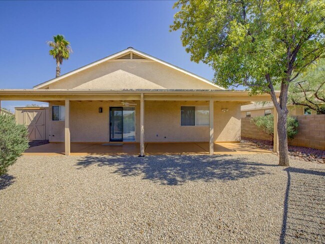 Building Photo - 3 Bed/2 Bath- GREAT Location Near Downtown