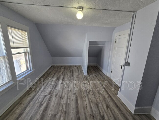 Building Photo - 2509A North Buffum Street