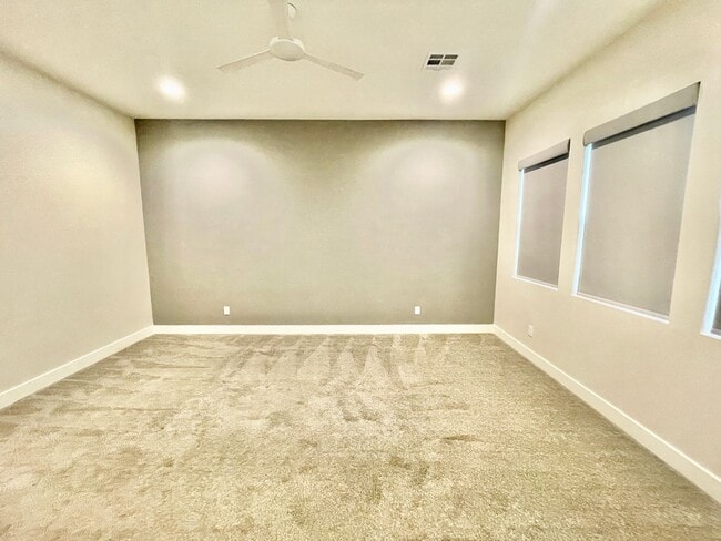 Building Photo - Lovely Four-Bedroom in Ivins with 3-Car Garage and Small RV parking Has Lots of Upgrades