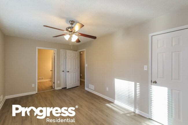 Building Photo - 3230 Revere Cir