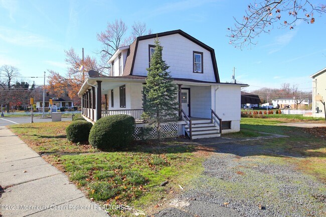 Building Photo - 88 Memorial Pkwy