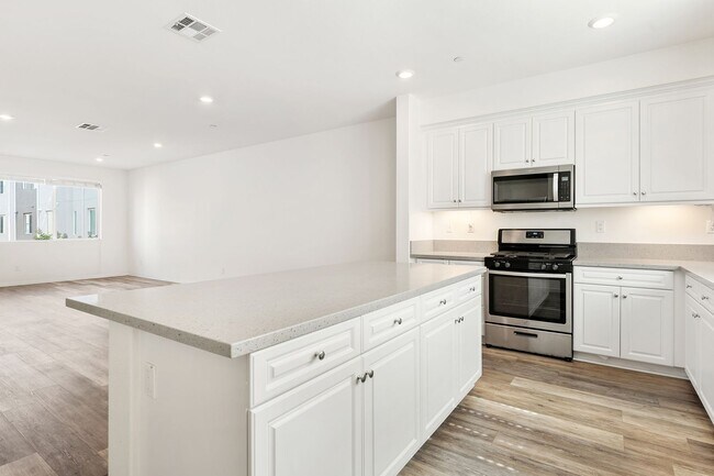 Building Photo - 14055 Ruby Ln