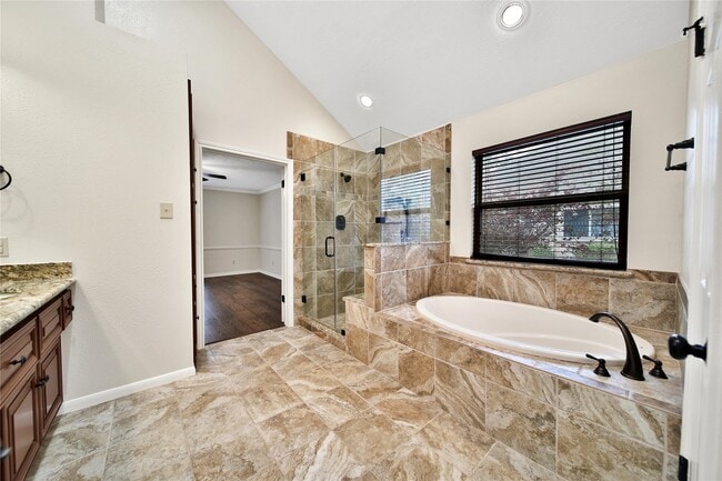 Building Photo - 3939 Fawn Creek Dr