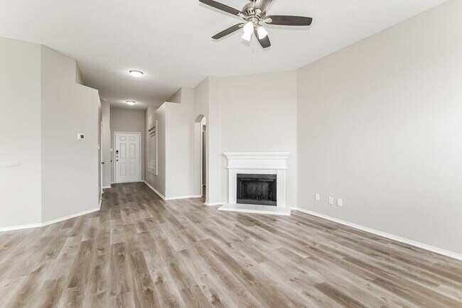 Building Photo - 1603 Wolf Creek Dr