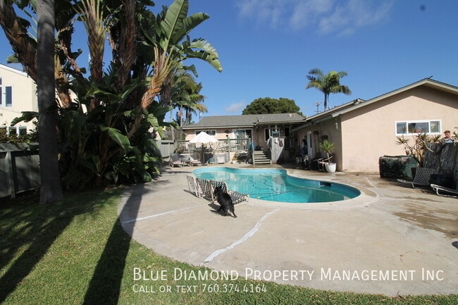 Building Photo - 2376 Newcastle-