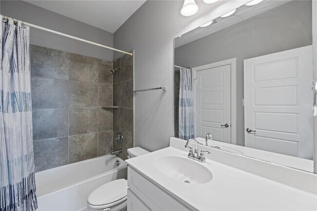 Building Photo - 12405 Iveson Dr