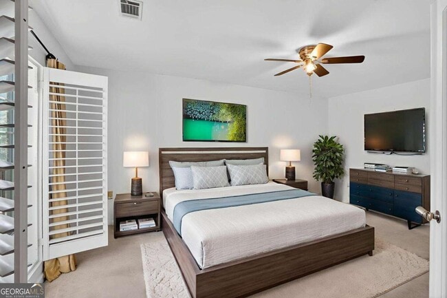 Building Photo - 27207 Plantation Dr NE