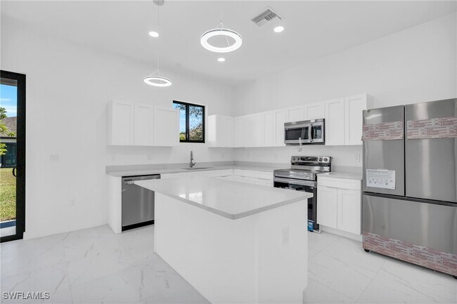 Primary Photo - 3924 NW 38th St