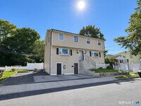 Building Photo - 6 Van Buskirk Ave