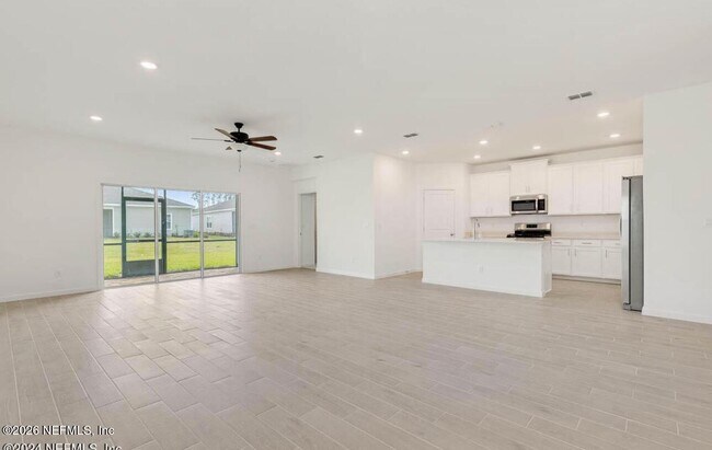 Building Photo - 53 Candlestick Cir