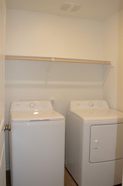 Building Photo - 203 Donnington Dr