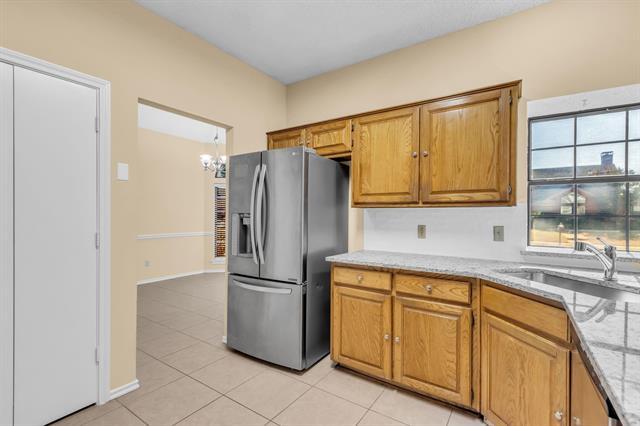 Building Photo - 2015 Falcon Ridge Dr