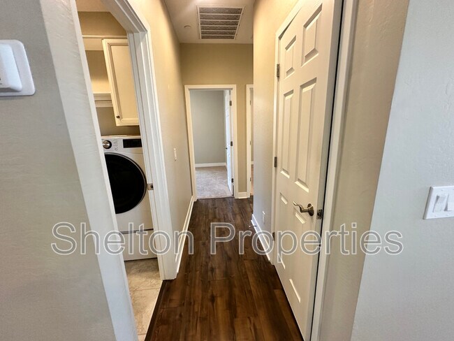 Building Photo - 28394 N 132nd Ave.