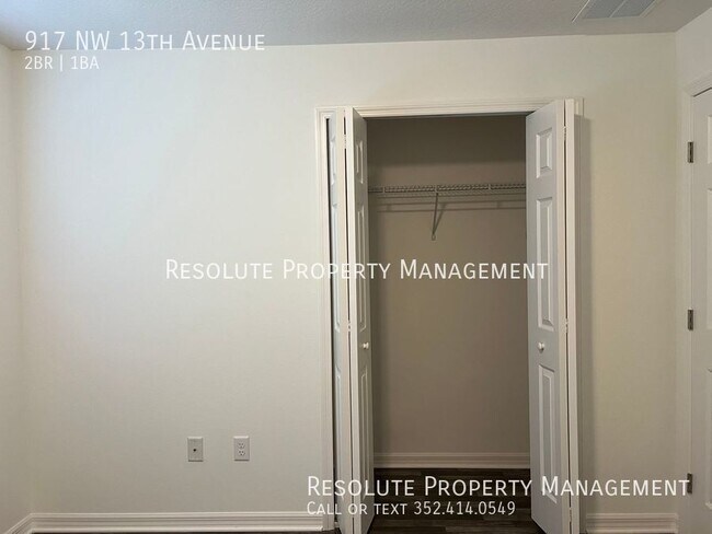 Building Photo - Newly Remodeled 2/1 - NW Ocala