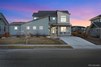 Building Photo - 702 Delechant Dr