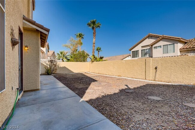 Building Photo - 8213 W Ruby Mountain Way