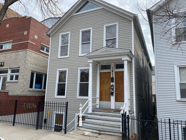 Primary Photo - 1459 N Paulina St