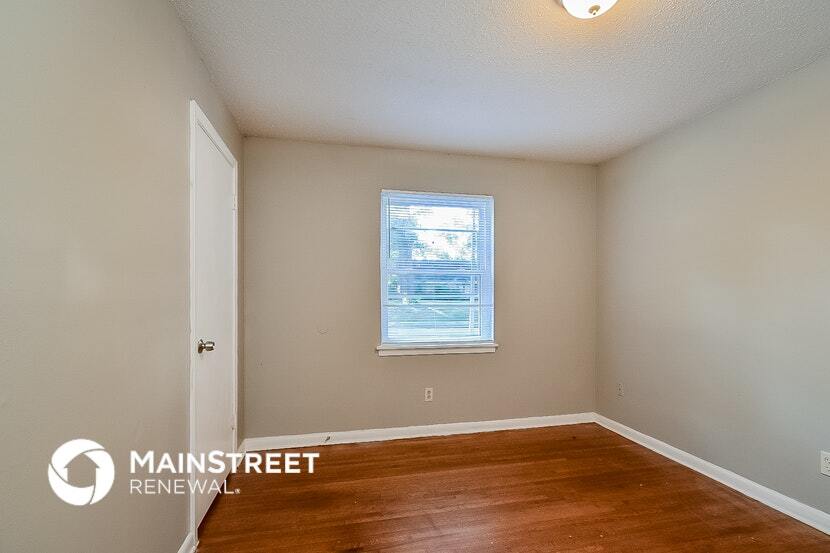 Building Photo - 3020 Capri St