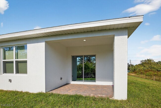 Building Photo - 553 Kingsbury Ln