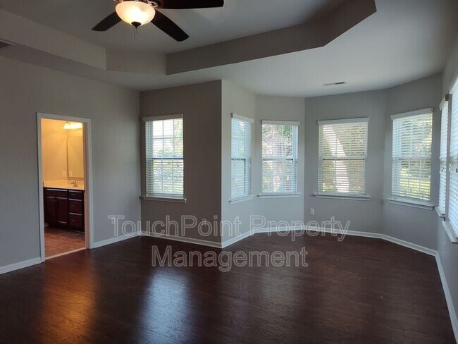 Building Photo - 8611 Burnside Ln