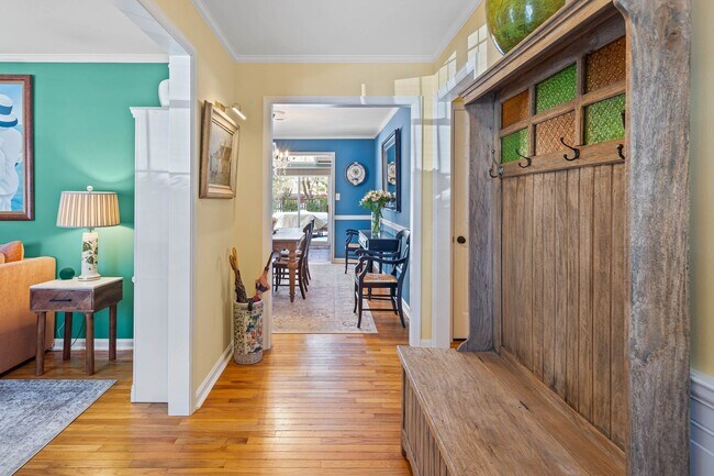Building Photo - Unfurnished Year-Round Rental with Private Pool in Rehoboth Beach Yacht & Country Club