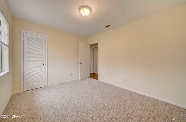 Building Photo - 310 Missouri Ave