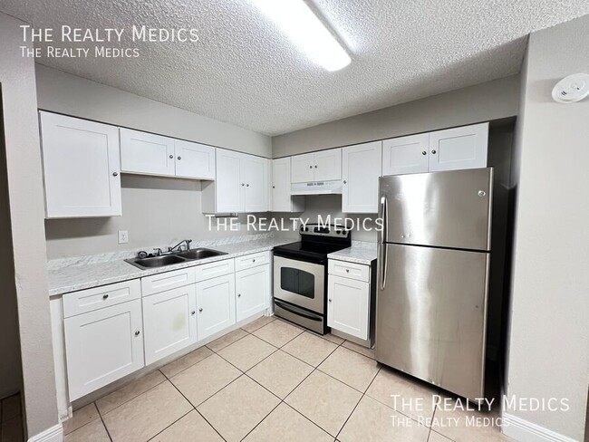 Building Photo - 2000 NW 43rd St