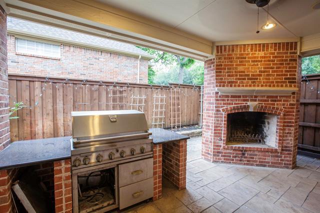 Building Photo - 8100 Rosemont Dr