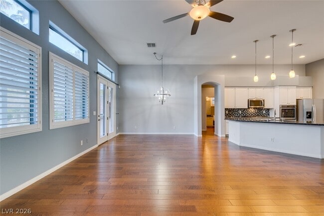 Building Photo - 2042 Poetry Ave