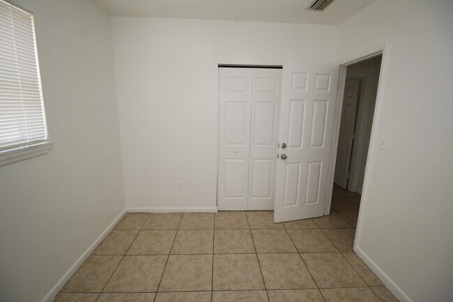 Building Photo - 2919 Rollins St