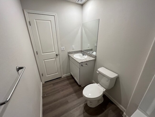 Building Photo - Newer Build 4 Bed/2 Bath In Arizona City