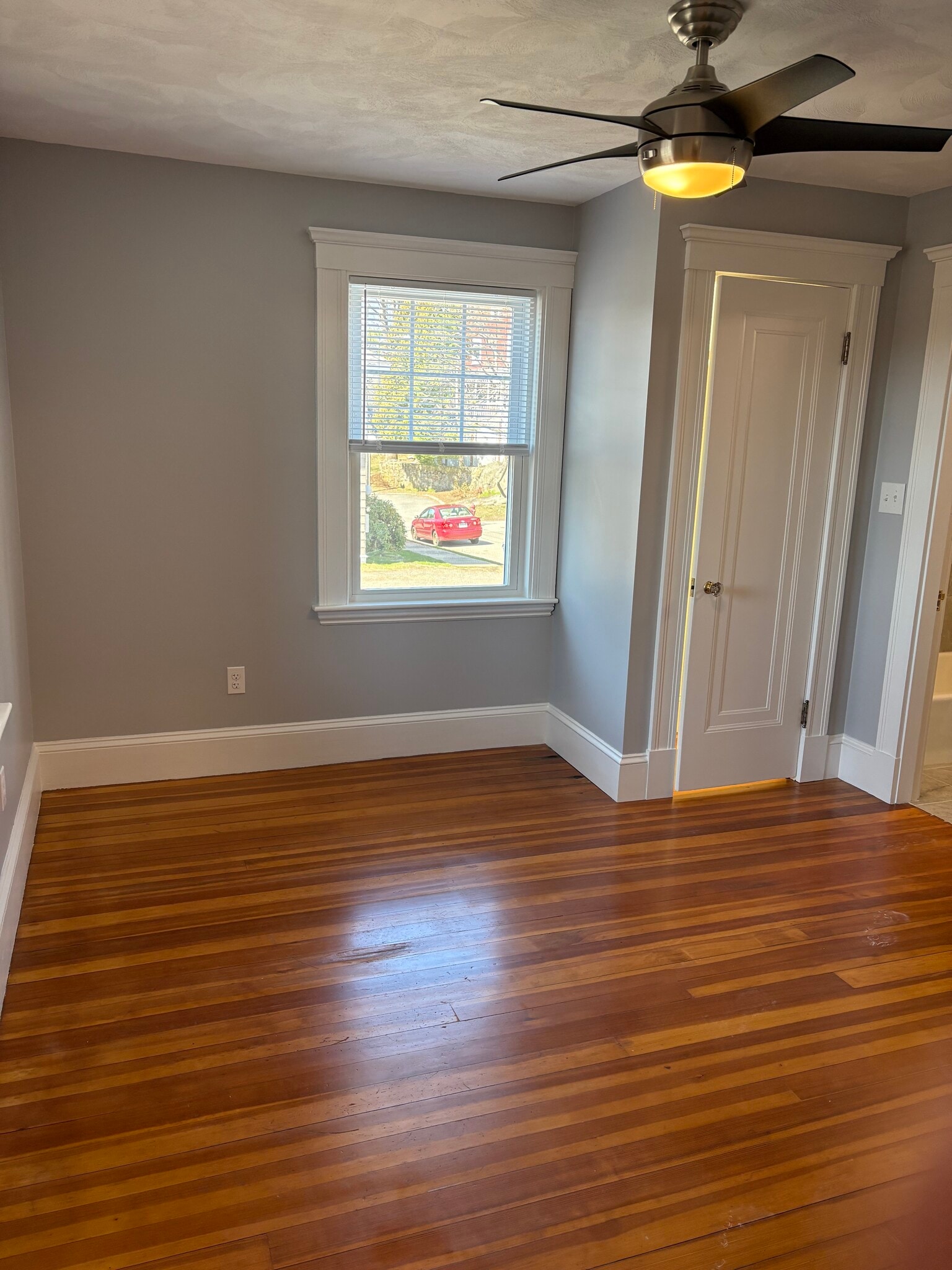 Building Photo - 12 Madison Ave