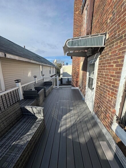 Building Photo - 400 N Massachusetts Ave