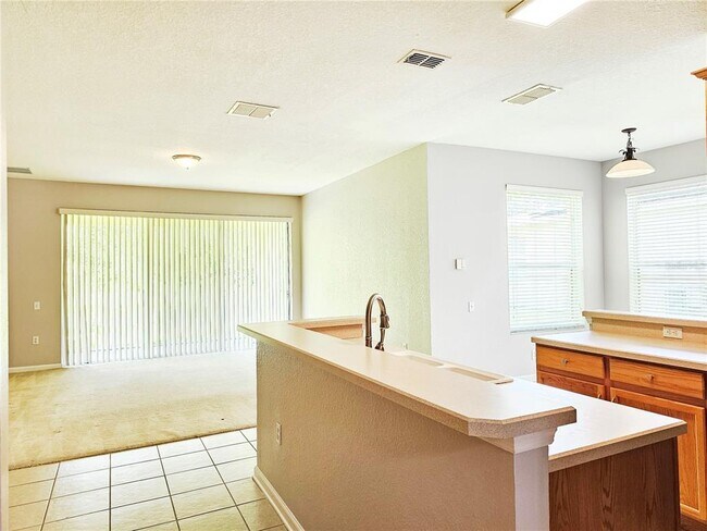 Building Photo - 8512 Abbotsbury Dr