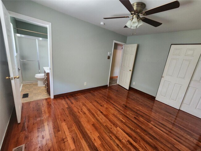 Building Photo - 2332 Viminal Ct