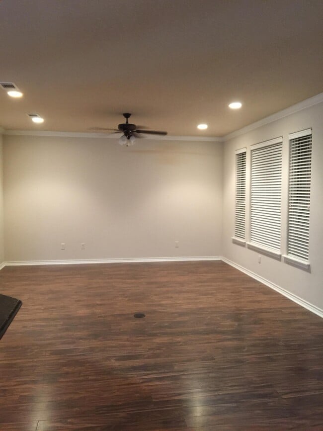 Building Photo - 4248 Rocky Rhodes Dr