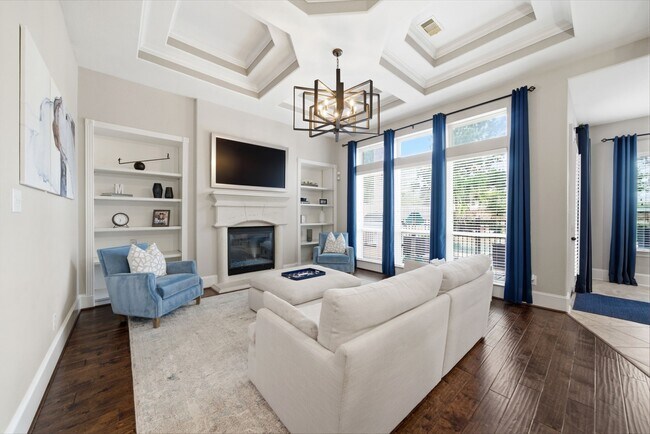 Building Photo - 2547 Marufo Vega Dr